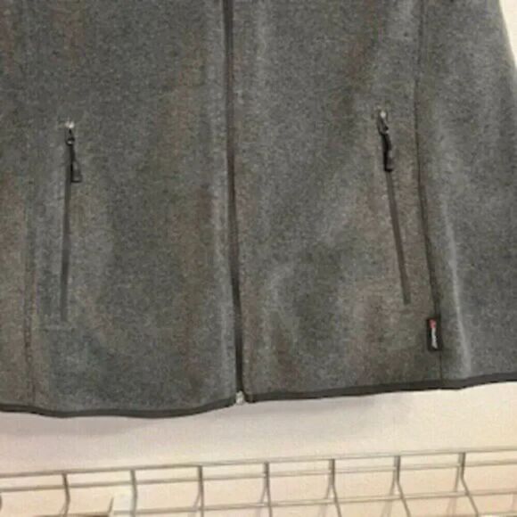 Fleece Hunting Vest . Size: 1X . Guide Series . Gander Mountain - Picture 4 of 4